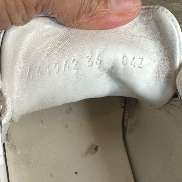 Gucci Ace Bee Embroidered Leather And Python women's Sneakers Size 36 MSRP $950 - Picture 6 of 15